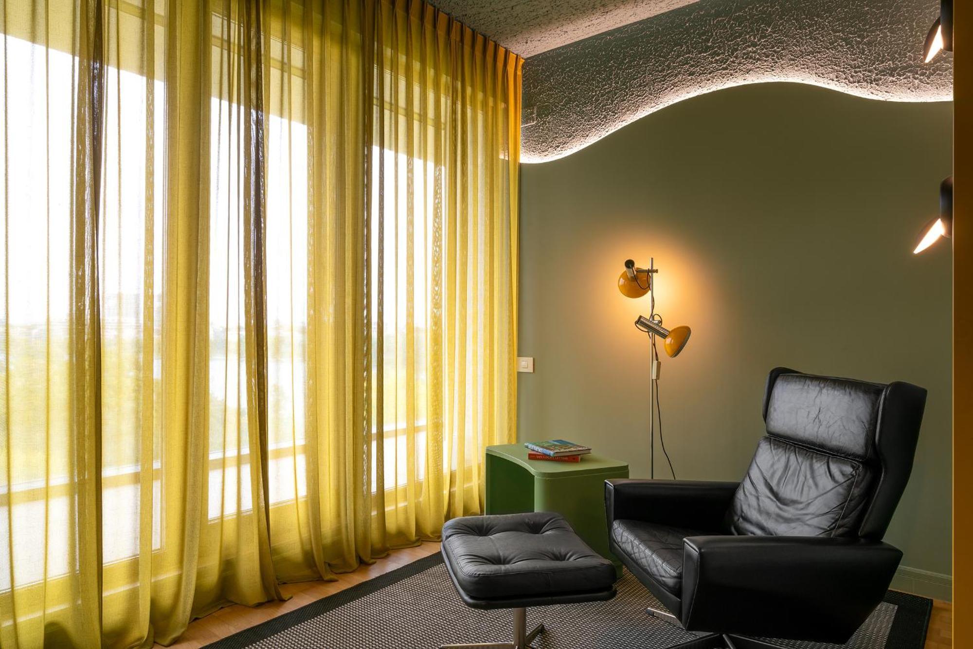 Room12 House Бухарест Екстер'єр фото